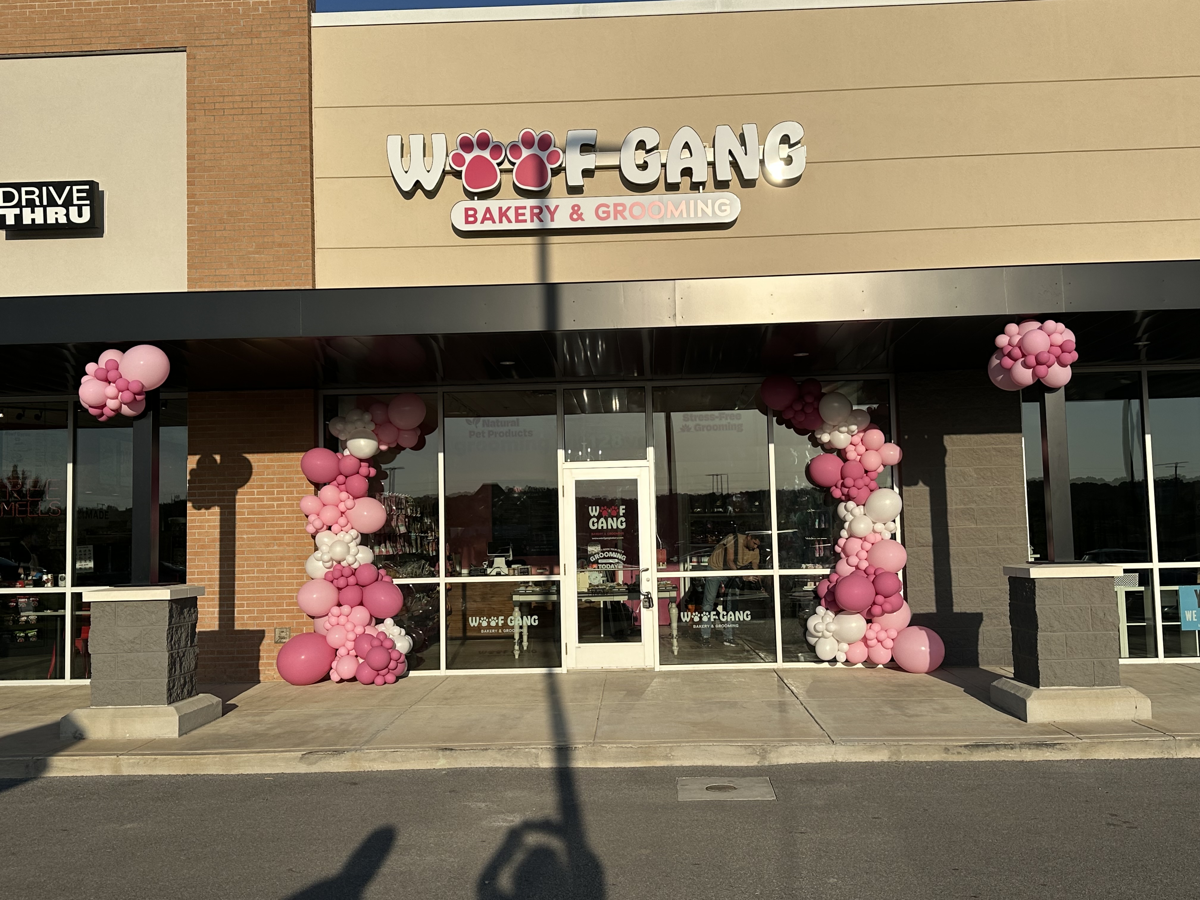 Balloon garland and event decoration by The Party Project - Chattanooga, TN